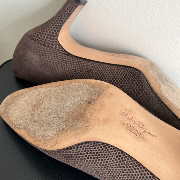 Salvatore Ferragamo boutique  Women’s Leather Shoes Colour Brown Italy - Picture 5 of 6